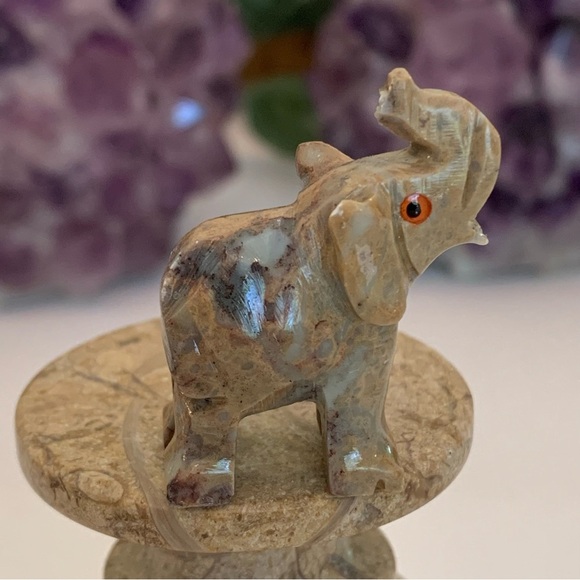 Steatite Elephant Soapstone Figurine MINI Carved Crystal Animal Stone Lucky Pet - Picture 2 of 9